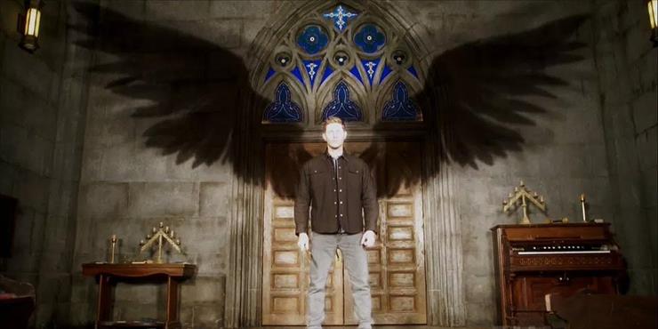 sezon 14 - Supernatural-Dean-as-Michael-with-wings.jpg